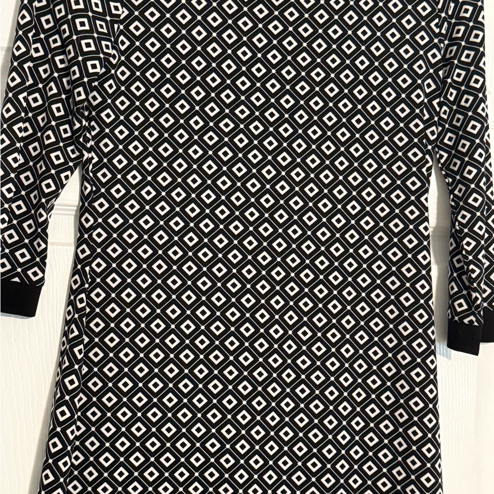 WHBM black and white tunic - Picture 2 of 4